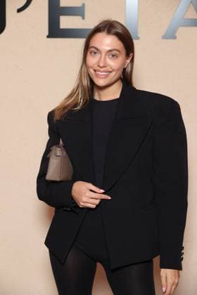 PFW - ETAM Photocall Heloise Agostinelli attends the ETAM Womenswear Spring Summer 2026 show as part of Paris Fashion Week in Paris, France on September 25, 2025. Photo by Jerome Domine ABACAPRESS.COM France  Copyright: xDominexJerome ABACAx