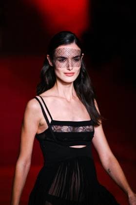 PFW Etam Runway A model walks the runway during the Etam Womenswear Spring Summer 2026 show as part of Paris Fashion Week in Paris, France on September 30, 2025. Photo by Aurore Marechal ABACAPRESS.COM Paris France  Copyright: xMarechalxAurore ABACAx