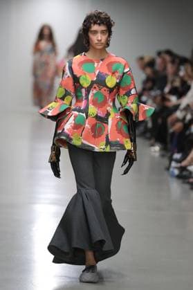 PFW - Anrealage Runway A model walks the runway during the Anrealage Womenswear Spring Summer 2026 show at Palais de Tokyo as part of Paris Fashion Week on September 30, 2025 in Paris, France. Photo by Alain-gil Gonzalze ABACAPRESS.COM Paris France  Copyright: xGonzalezxAlain-Gil ABACAx