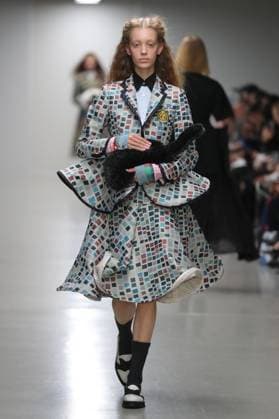 PFW - Anrealage Runway A model walks the runway during the Anrealage Womenswear Spring Summer 2026 show at Palais de Tokyo as part of Paris Fashion Week on September 30, 2025 in Paris, France. Photo by Alain-gil Gonzalze ABACAPRESS.COM Paris France  Copyright: xGonzalezxAlain-Gil ABACAx