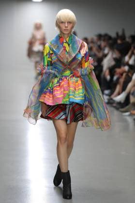 PFW - Anrealage Runway A model walks the runway during the Anrealage Womenswear Spring Summer 2026 show at Palais de Tokyo as part of Paris Fashion Week on September 30, 2025 in Paris, France. Photo by Alain-gil Gonzalze ABACAPRESS.COM Paris France  Copyright: xGonzalezxAlain-Gil ABACAx