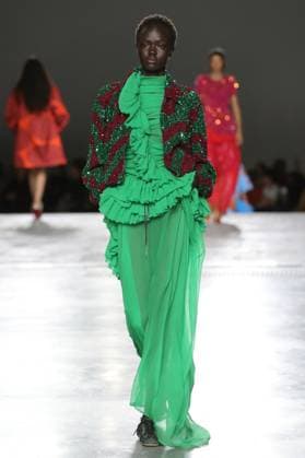 PFW - Dries Van Noten Runway A model walks the runway during the Dries Van Noten Ready to Wear Spring Summer 2026 fashion show as part of the Paris Fashion Week on September 30, 2025 in Paris, France. Photo by Alain-Gil Gonzalze ABACAPRESS.COM Paris France  Copyright: xGonzalezxAlain-Gil ABACAx