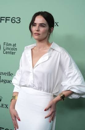September 30, 2025, New York, New York, USA: ZOEY DEUTCH attends the 63rd New York Film Festival Opening Night Red Carpet Premiere of Nouvelle Vague at Alice Tully Hall in the Lincoln Center in New York. New York USA - ZUMAms4_ 20250930_faf_ms4_003 Copyright: xSoniaxMoskowitzxGordonx