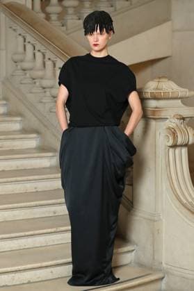 PFW - Maitrepierre Runway A model during the Maitrepierre Womenswear Spring Summer 2026 show at Palais de Tokyo as part of Paris Fashion Week on October 1, 2025 in Paris, France. Photo by Alain-gil Gonzalze ABACAPRESS.COM Paris France  Copyright: xGonzalezxAlain-Gil ABACAx