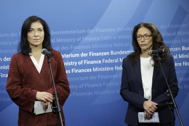 Bundeswirtschaftsministerin Katherina Reiche, Yasmin Fahimi, Deutschland, Berlin, Auftaktstatement von Bundesfinanzminister Lars Klingbeil, Bundeswirtschaftsministerin Katherina Reiche, Bundesarbeitsministerin Bärbel Bas, der Vorsitzenden des Deutschen Gewerkschaftsbundes, Yasmin Fahimi, und dem 2. Vorsitzenden der IG Metall, Jürgen Kerner, Thema:Stahlgespräch mit Betriebsräten und Gewerkschaften *** Federal Economics Minister Katherina Reiche, Yasmin Fahimi, Germany, Berlin, Opening statement by Federal Finance Minister Lars Klingbeil, Federal Economics Minister Katherina Reiche, Federal Labor Minister Bärbel Bas, Chairwoman of the German Trade Union Confederation, Yasmin Fahimi, and 2nd Chairman of IG Metall, Jürgen Kerner, on the topic