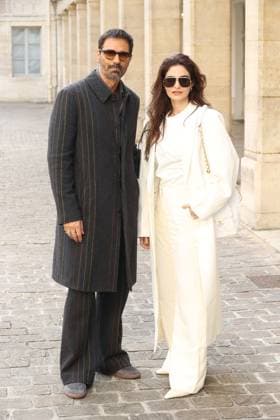 PFW - Gabriela Hearst Photocall Arjun Rampal and Gabriella Demetriades attends the Gabriela Hearst Womenswear Spring Summer 2026 show as part of Paris Fashion Week in Paris, France on October 01, 2025. Photo by Jerome Domine ABACAPRESS.COM France  Copyright: xDominexJerome ABACAx