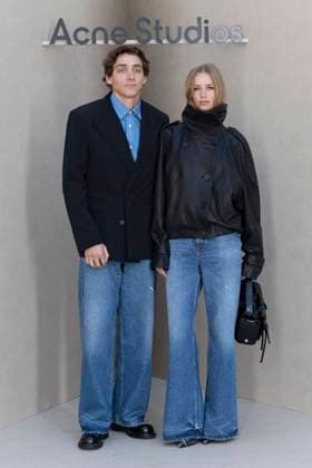Armand Duplantis and Desire Iglander - Photo Call of Acne Studio Fashion Show, Spring Summer 2026 Collection as part of Paris Fashion Week, France, October 1st, 2025 Olivier Borde Bestimage Photo Call of Acne Studio Fashion Show, Spring Summer 2026 Collection as part of Paris Fashion Week, France, October 1st, 2025 Paris France  Copyright: xOLIVIERxBORDEx xBESTIMAGExOLIVIERxBORDEx xBESTIMAGEx
