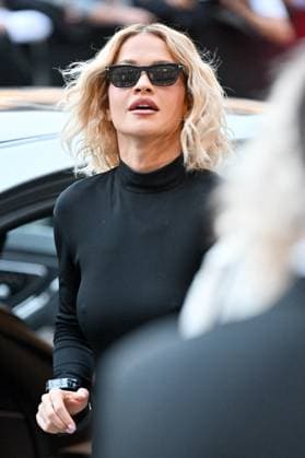 PFW Tom Ford Outside Arrivals Rita Ora arriving at Tom Ford Show during Paris Fashion Week in Paris, France on October 1, 2025. Photo by Julien Reynaud APS-Medias ABACAPRESS.COM Paris France  Copyright: xReynaudxJulien APS-Medias ABACAx