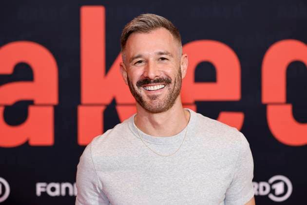 Schauspieler Jochen Schropp bei der Premiere der ARD WDR-Serie naked im Filmpalast Kino. Köln, 01.10.2025 NRW Deutschland Copyright: xChristophxHardtx