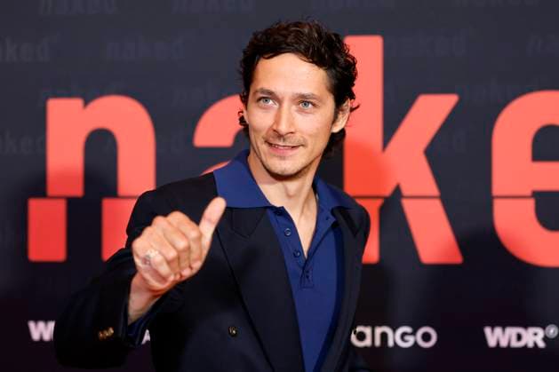 Schauspieler Noah Saavedra (Rolle: Luis) bei der Premiere der ARD WDR-Serie naked im Filmpalast Kino. Köln, 01.10.2025 NRW Deutschland Copyright: xChristophxHardtx