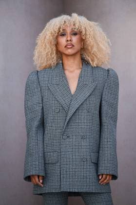 PFW Acne Studios Photocall Foushee attending the Acne Studios Womenswear Spring Summer 2026 show as part of Paris Fashion Week in Paris, France on October 01, 2025. Photo by Aurore Marechal ABACAPRESS.COM Paris France  Copyright: xMarechalxAurore ABACAx