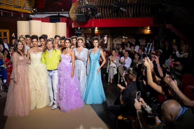 PFW - Christophe Guillarme Runway A model presents a creation by Christophe Guillarme for the Women Ready-to-wear Spring-Summer 2026 collection as part of the Paris Fashion Week, in Paris on September 30, 2025.Photo by Eliot Blondet ABACAPRESS.COM Paris France France  Copyright: xBlondetxEliot ABACAx