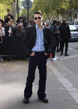 Guest aux arrivées du défilé Rabanne Collection Femme Prêt à Porter Printemps Eté 2026 lors de la Fashion Week de Paris PFW , à lUNESCO, à Paris, France, le 2 octobre 2025 Denis Guignebourg Bestimage Arrivals Rabanne fashion show as part of Spring Summer 2026 Paris Fashion Week on October 02, 2025 in Paris, France Paris France  Copyright: xDenisxGuignebourgx xBestimagexDenisxGuignebourgx xBestimagex