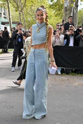 PFW Rabanne Outside Arrivals Malika Menard arriving at Rabanne show during Paris Fashion Week in Paris, France on October 2, 2025. Photo by Julien Reynaud APS-Medias ABACAPRESS.COM Paris France  Copyright: xReynaudxJulien APS-Medias ABACAx