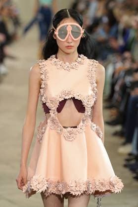 PFW - Rabanne Runway A model walks the runway during the Rabanne Womenswear Spring Summer 2026 show as part of Paris Fashion Week on October 02, 2025 in Paris, France. Photo by Alain-Gil Gonzalez ABACAPRESS.COM Paris France  Copyright: xGonzalezxAlain-Gil ABACAx