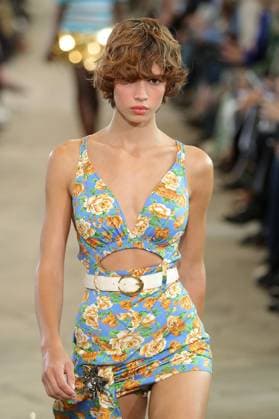 PFW - Rabanne Runway A model walks the runway during the Rabanne Womenswear Spring Summer 2026 show as part of Paris Fashion Week on October 02, 2025 in Paris, France. Photo by Alain-Gil Gonzalez ABACAPRESS.COM Paris France  Copyright: xGonzalezxAlain-Gil ABACAx