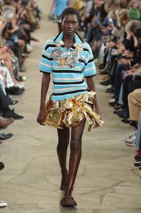 PFW - Rabanne Runway A model walks the runway during the Rabanne Womenswear Spring Summer 2026 show as part of Paris Fashion Week on October 02, 2025 in Paris, France. Photo by Alain-Gil Gonzalez ABACAPRESS.COM Paris France  Copyright: xGonzalezxAlain-Gil ABACAx