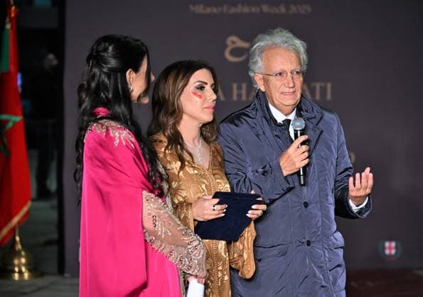Milan, Italy Il Filo del Coraggio fashion show event dedicated to women against violence by the Italian-Moroccan designer Hnia Harrati at the Fontana e Rocce of Palazzo Lombardia during Fashion Week. Celebrities, institutions and associations are present. In the photo: Hnia Harrati delivers a plaque of recognition to Magistrate Fabio Roja, President of the Court of Milan.  Copyright: xNickxZonnax xipa-agency.netx xNickxZonnax IPA_Agency_IPA66058262