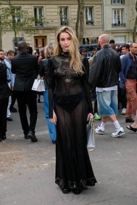PFW - Paco Rabanne Outside Arrivals Adele Castillon at Paco Rabanne show during the Womenswear Spring Summer 2026 as part of Paris Fashion Week on October 2, 2025 in Paris, France. Photo by Robin Psaila ABACAPRESS.COM Paris France  Copyright: xPsailaxRobin ABACAx