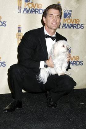 Chris Isaak 2009 MTV Movie Awards held at the Gibson Amphitheatre - Press Room Los Angeles, California - 31.05.09, Universal City, California, United States Adriana M. Barraza WENN 5304006.jpg