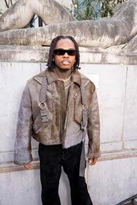 Gunna at Rick Owens Women Ready to Wear Spring Summer 2026 Collection fashion show, during Paris Fashion Week on october 2nd 2025 Perusseau Da Silva Bestimage Celebrities at Rick Owens Women Ready to Wear Spring Summer 2026 Collection fashion show, during Paris Fashion Week on october 2nd 2025 Paris France  Copyright: xTizianoxDaxSilvax-xPierrexPerusseaux xBestimagexTizianoxDaxSilvax-xPierrexPerusseaux xBestimagex