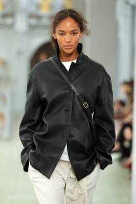 PFW - Times Runway A model walks the runway during the Times Womenswear Spring Summer 2026 show as part of Paris Fashion Week on October 02, 2025 in Paris, France. Photo by Alain-Gil Gonzalez ABACAPRESS.COM Paris France  Copyright: xGonzalezxAlain-Gil ABACAx