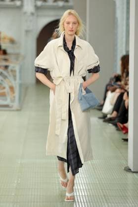 PFW - Times Runway A model walks the runway during the Times Womenswear Spring Summer 2026 show as part of Paris Fashion Week on October 02, 2025 in Paris, France. Photo by Alain-Gil Gonzalez ABACAPRESS.COM Paris France  Copyright: xGonzalezxAlain-Gil ABACAx