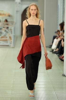 PFW - Times Runway A model walks the runway during the Times Womenswear Spring Summer 2026 show as part of Paris Fashion Week on October 02, 2025 in Paris, France. Photo by Alain-Gil Gonzalez ABACAPRESS.COM Paris France  Copyright: xGonzalezxAlain-Gil ABACAx