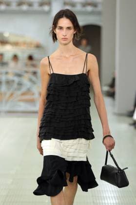 PFW - Times Runway A model walks the runway during the Times Womenswear Spring Summer 2026 show as part of Paris Fashion Week on October 02, 2025 in Paris, France. Photo by Alain-Gil Gonzalez ABACAPRESS.COM Paris France  Copyright: xGonzalezxAlain-Gil ABACAx