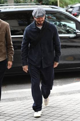 David Beckham returns to La Réserve Hotel during Paris Fashion Week on October 2, 2025 David Beckham returns to La Réserve Hotel during Paris Fashion Week on October 2, 2025 Paris France  Copyright: xAgence BestimagexAgence Bestimagex