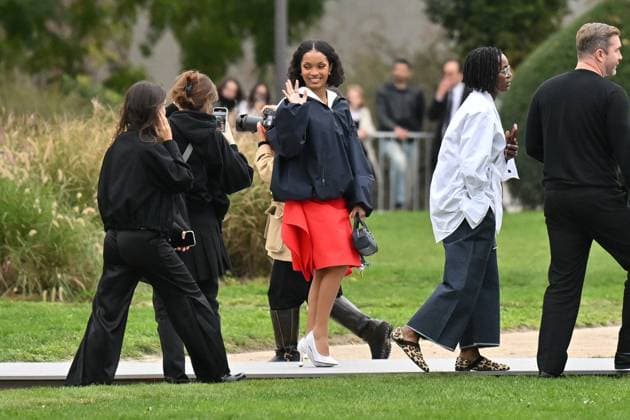 PFW Loewe Outside Arrivals Yara Shahidi arriving at Loewe show during Paris Fashion Week in Paris, France on October 3, 2025. Photo by Julien Reynaud APS-Medias ABACAPRESS.COM Paris France  Copyright: xReynaudxJulien APS-Medias ABACAx