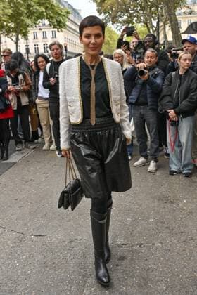 PFW Giambattista Valli Outside Arrivals Cristina Cordula arriving at Giambattista Valli show during Paris Fashion Week in Paris, France on October 3, 2025. Photo by Julien Reynaud APS-Medias ABACAPRESS.COM Paris France  Copyright: xReynaudxJulien APS-Medias ABACAx