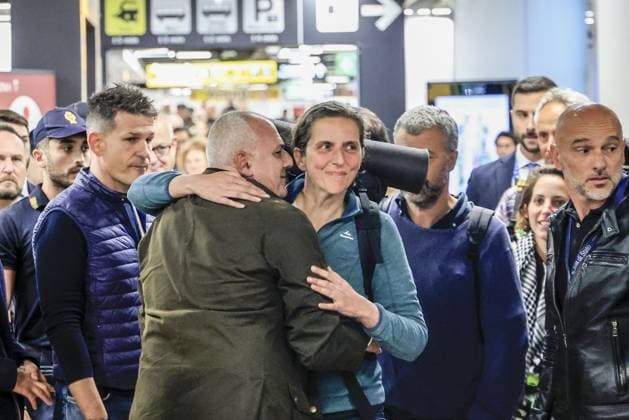 Italian lawmakers arrive Rome after being released by Israeli authorities during Global Sumud Flotilla mission ROME, ITALY - OCTOBER 3: Italian Democratic Party s member of the European Parliament Annalisa Corrado is welcomed by her relatives after landing from Tel Aviv at Fiumicino s international airport in Rome, Italy, on October 03, 2025. Italian lawmakers Annalisa Corrado, Benedetta Scuderi, Marco Croatti, and Arturo Scotto were released by Israeli authorities after being blocked during the Global Sumud Flotilla international humanitarian mission, which was approaching Gaza s coast to deliver food and medicine. Riccardo De Luca Anadolu Rome Italy. Editorial use only. Please get in touch for any other usage.  Copyright: x2025xAnadoluxRiccardoxDexLucax