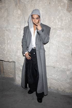 Tarzzan at the arrivals of the VETEMENTS Collection Femme Prêt à Porter Printemps Eté 2026 fashion show as part of Paris Fashion Week PFW , 22 Avenue des Champs Élysées in Paris, France, October 03, 2025 Jeremy Melloul Bestimage Arrivals VETEMENTS fashion show as part of Spring Summer 2026 Paris Fashion Week on October 03, 2025 in Paris, France Paris France  Copyright: xJeremyxMelloulx xBestimagexJeremyxMelloulx xBestimagex
