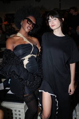 PFW - Vaillant Front Row Ebony and Marguerite attends the attends the Vaillant as part of Paris Fashion Week in Paris, France on September 30, 2025. Photo by Jerome Domine ABACAPRESS.COM  Copyright: xDominexJerome ABACAx
