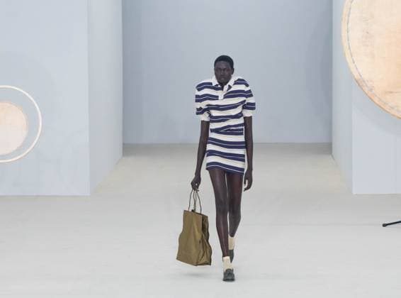 PARIS FASHION WEEK WOMENSWEAR SPRINT SUMMER 26 ISSEY MIYAKE sylvie lefort photography MAXPPP 03 10 2025 @sylvie Lefort Photography MAXPPP 3 10 25 Models present creations from the SPRINT SUMMER 2025 2026 Womenswear collection by ISSEY MIYAKE during the Paris Fashion Week, in Paris, France 3rd October 2025 The presentation of the Womens collections from september 29th to october 7th 25  Copyright: xMAXPPPxsylviexlefortxphotographyx LFR202510030167 LFR202510030167