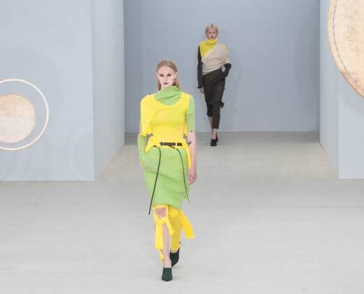 PARIS FASHION WEEK WOMENSWEAR SPRINT SUMMER 26 ISSEY MIYAKE sylvie lefort photography MAXPPP 03 10 2025 @sylvie Lefort Photography MAXPPP 3 10 25 Models present creations from the SPRINT SUMMER 2025 2026 Womenswear collection by ISSEY MIYAKE during the Paris Fashion Week, in Paris, France 3rd October 2025 The presentation of the Womens collections from september 29th to october 7th 25  Copyright: xMAXPPPxsylviexlefortxphotographyx LFR202510030212 LFR202510030212