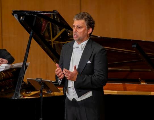 30.09.2025, Internationales Klassikfestival: Festival der Nationen 2025, im Kurhaus Bad Wörishofen (Unterallgäu), Sonderkonzert mit Startenor Jonas Kaufmann. Liederabend mit seinem Klavierpartner Helmut Deutsch. 30.09.2025, Klassikfestival Bad Wörishofen 30.09.2025, Klassikfestival Bad Wörishofen