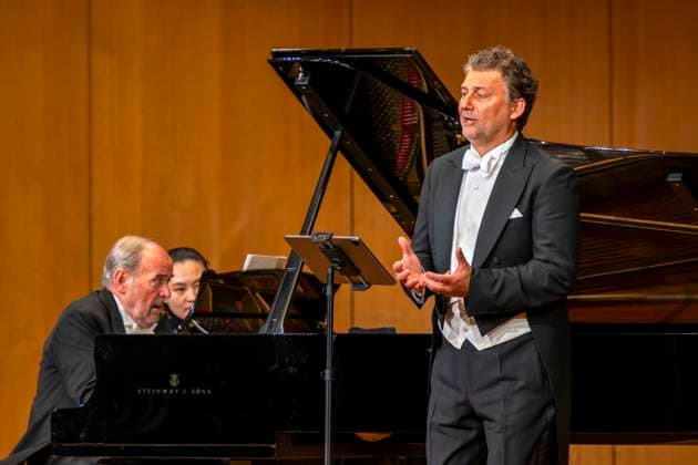 30.09.2025, Internationales Klassikfestival: Festival der Nationen 2025, im Kurhaus Bad Wörishofen (Unterallgäu), Sonderkonzert mit Startenor Jonas Kaufmann. Liederabend mit seinem Klavierpartner Helmut Deutsch. 30.09.2025, Klassikfestival Bad Wörishofen 30.09.2025, Klassikfestival Bad Wörishofen