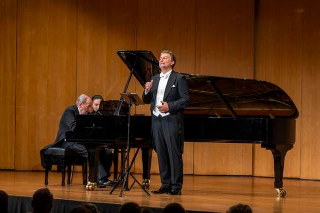 30.09.2025, Internationales Klassikfestival: Festival der Nationen 2025, im Kurhaus Bad Wörishofen (Unterallgäu), Sonderkonzert mit Startenor Jonas Kaufmann. Liederabend mit seinem Klavierpartner Helmut Deutsch. 30.09.2025, Klassikfestival Bad Wörishofen 30.09.2025, Klassikfestival Bad Wörishofen