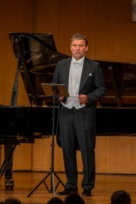 30.09.2025, Internationales Klassikfestival: Festival der Nationen 2025, im Kurhaus Bad Wörishofen (Unterallgäu), Sonderkonzert mit Startenor Jonas Kaufmann. Liederabend mit seinem Klavierpartner Helmut Deutsch. 30.09.2025, Klassikfestival Bad Wörishofen 30.09.2025, Klassikfestival Bad Wörishofen