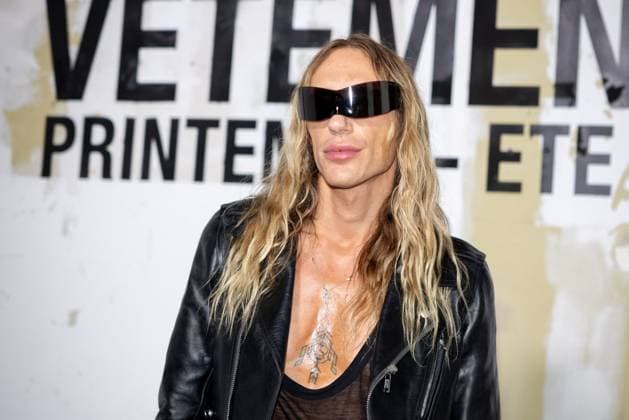 Photocall Vetements Womenswear - PFW Tyrone Dylan attends the Vetements Womenswear Spring Summer 2026 show as part of Paris Fashion Week (PFW) on October 3, 2025 in Paris, France. Photo by Alexis Jumeau ABACAPRESS.COM Paris France  Copyright: xJumeauxAlexis ABACAx
