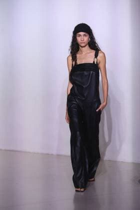 PFW - Vaillant Runway A model walks during the Vaillant show as part of Paris Fashion Week in Paris, France on October 03, 2025. Photo by Jerome Domine ABACAPRESS.COM  Copyright: xDominexJerome ABACAx