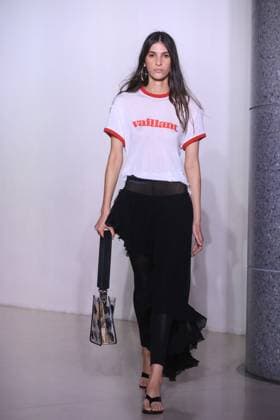 PFW - Vaillant Runway A model walks during the Vaillant show as part of Paris Fashion Week in Paris, France on October 03, 2025. Photo by Jerome Domine ABACAPRESS.COM  Copyright: xDominexJerome ABACAx