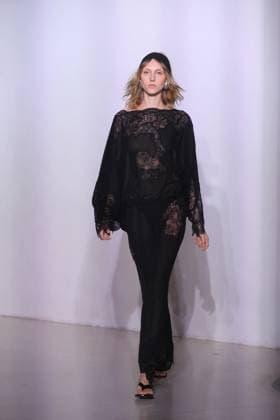 PFW - Vaillant Runway A model walks during the Vaillant show as part of Paris Fashion Week in Paris, France on October 03, 2025. Photo by Jerome Domine ABACAPRESS.COM  Copyright: xDominexJerome ABACAx
