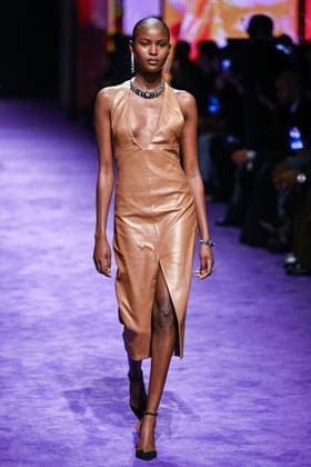 PFW Messika Runway A model walks the runway during the Messika Womenswear Spring Summer 2026 show as part of Paris Fashion Week in Paris, France on October 03, 2025. Photo by Aurore Marechal ABACAPRESS.COM Paris France  Copyright: xMarechalxAurore ABACAx