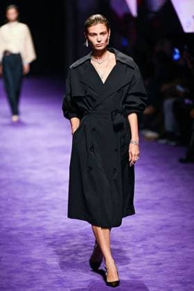 PFW Messika Runway A model walks the runway during the Messika Womenswear Spring Summer 2026 show as part of Paris Fashion Week in Paris, France on October 03, 2025. Photo by Aurore Marechal ABACAPRESS.COM Paris France  Copyright: xMarechalxAurore ABACAx