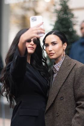 Demi Lovato leaves her hotel during Paris Fashion Week PFW in Paris, France on October 4, 2025 Tiziano Da Silva Bestimage Demi Lovato leaves her hotel during Paris Fashion Week PFW in Paris, France on October 4, 2025 Paris France  Copyright: xTizianoxDaxSilvax-xPierrexPerusseaux xBestimagexTizianoxDaxSilvax-xPierrexPerusseaux xBestimagex