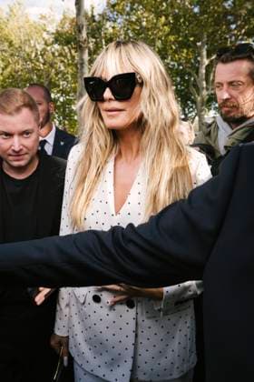 Heidi Klum at the Elie Saab Collection Prêt à Porter Printemps Été 2026 fashion show during Paris Fashion Week PFW , October 4, 2026 ? Sam Delpech Bestimage Heidi Klum at Elie Saab Fashion Show Ready to Wear Collection Spring Summer 2026 during Paris Fashion Week on 4, October, 2026 at the Elie Saab Collection Prêt à Porter Printemps Été 2026 fashion show during Paris Fashion Week PFW , on October 4, 2026 Arrivals Elie Saab Fashion Show Ready to Wear Collection Spring Summer 2026 during Paris Fashion Week PFW , Palais de Tokyo, Paris, France, October 4, 2025 Sam Delpechage Bestimage Arrivals Elie Saab Fashion Show Ready to Wear Collection Spring Summer 2026 during Paris Fashion Week, on 4, October, 2026 Paris France Copyright: xSamxDelpechx xBestimagexSamxDelpechx xBestimagex