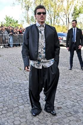 PFW Vivienne Westwood Outside Arrivals Aron Piper arriving at Vivienne Westwood show during Paris Fashion Week in Paris, France on October 4, 2025. Photo by Julien Reynaud APS-Medias ABACAPRESS.COM Paris France  Copyright: xReynaudxJulien APS-Medias ABACAx